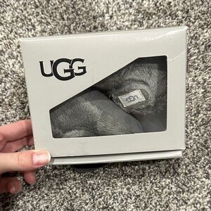 UGG Baby Size 0/1 Bixbee